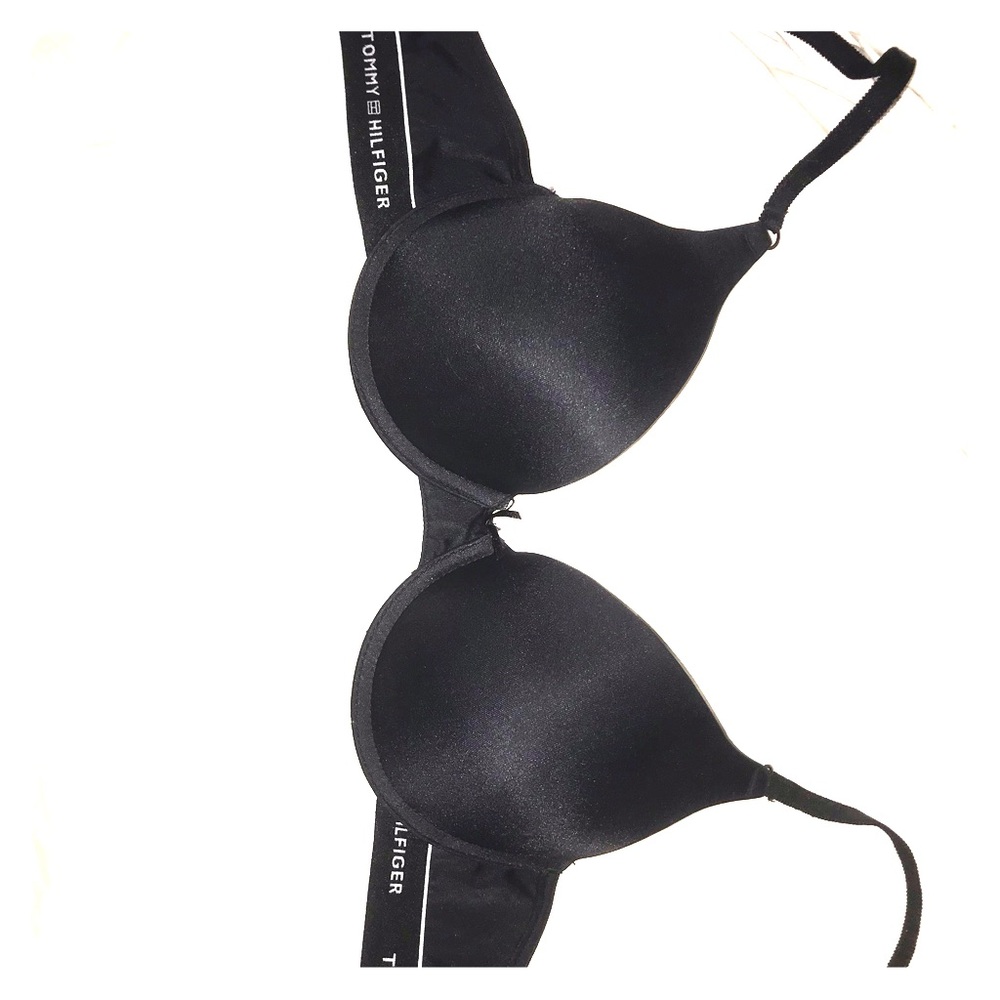 Tommy Hilfiger Bra, never worn.